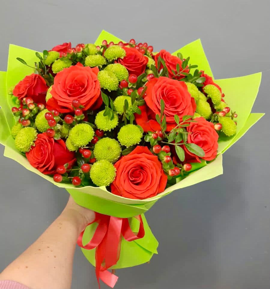 Букет цветов из: Хризантемы и Розы в Венгерово