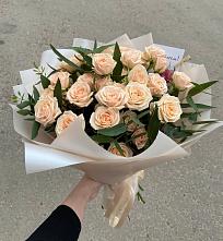 Букет Кремовые розы Латте в Венгерово