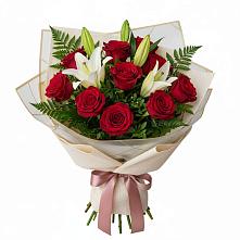 Букет цветов из:  Лилии и Розы в Венгерово