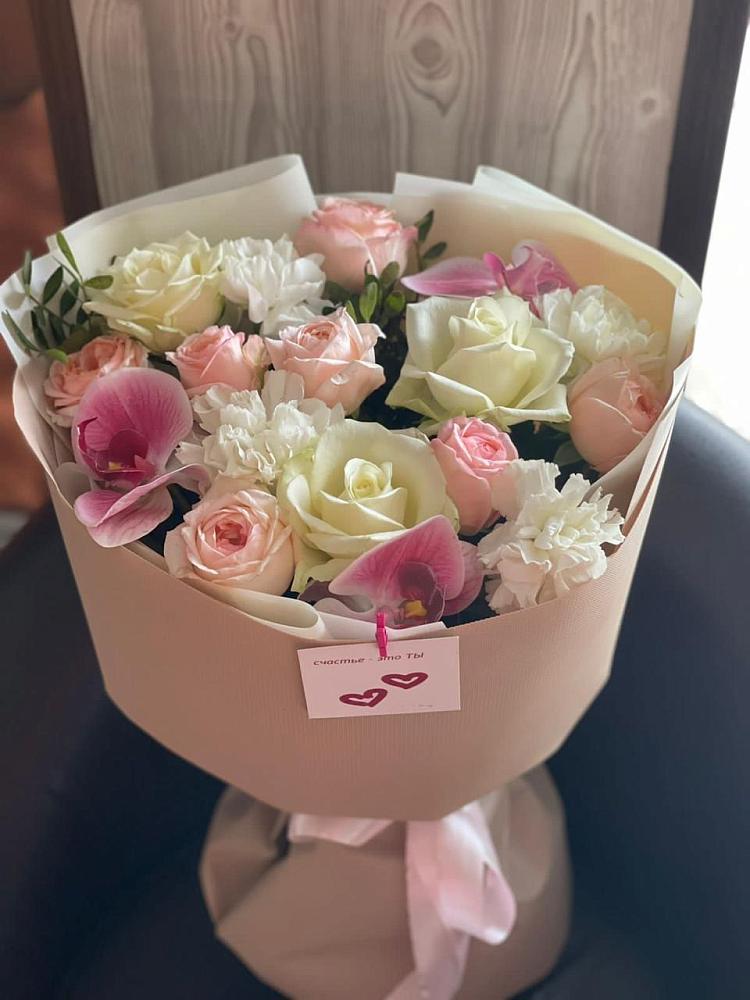 Букет цветов из: Орхидеи, Розы и Гвоздики в Венгерово