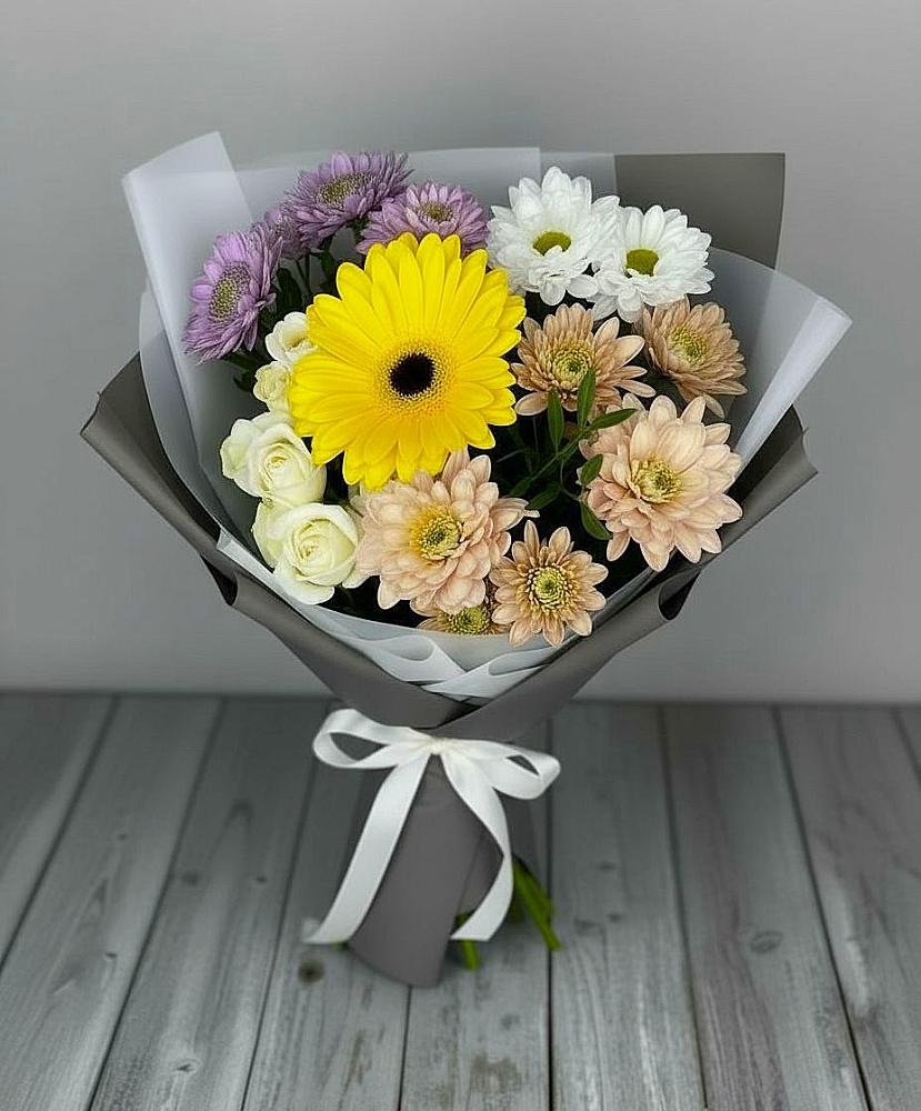 Букет цветов из: Розы, Герберы и Хризантемы в Венгерово