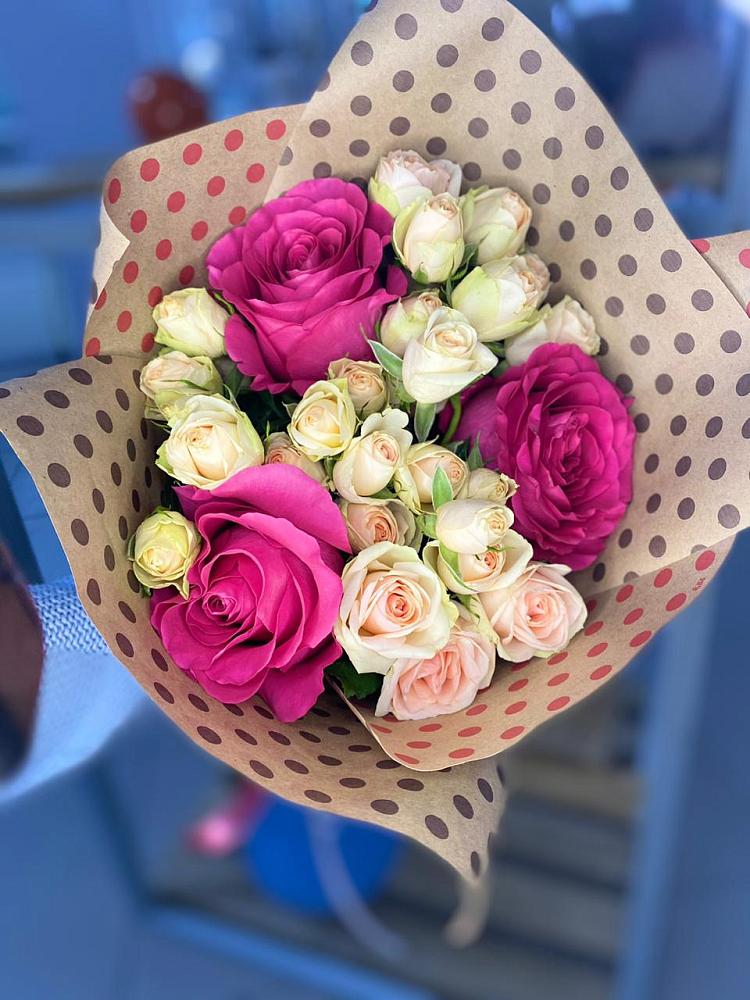 Букет цветов из: Розы в Венгерово