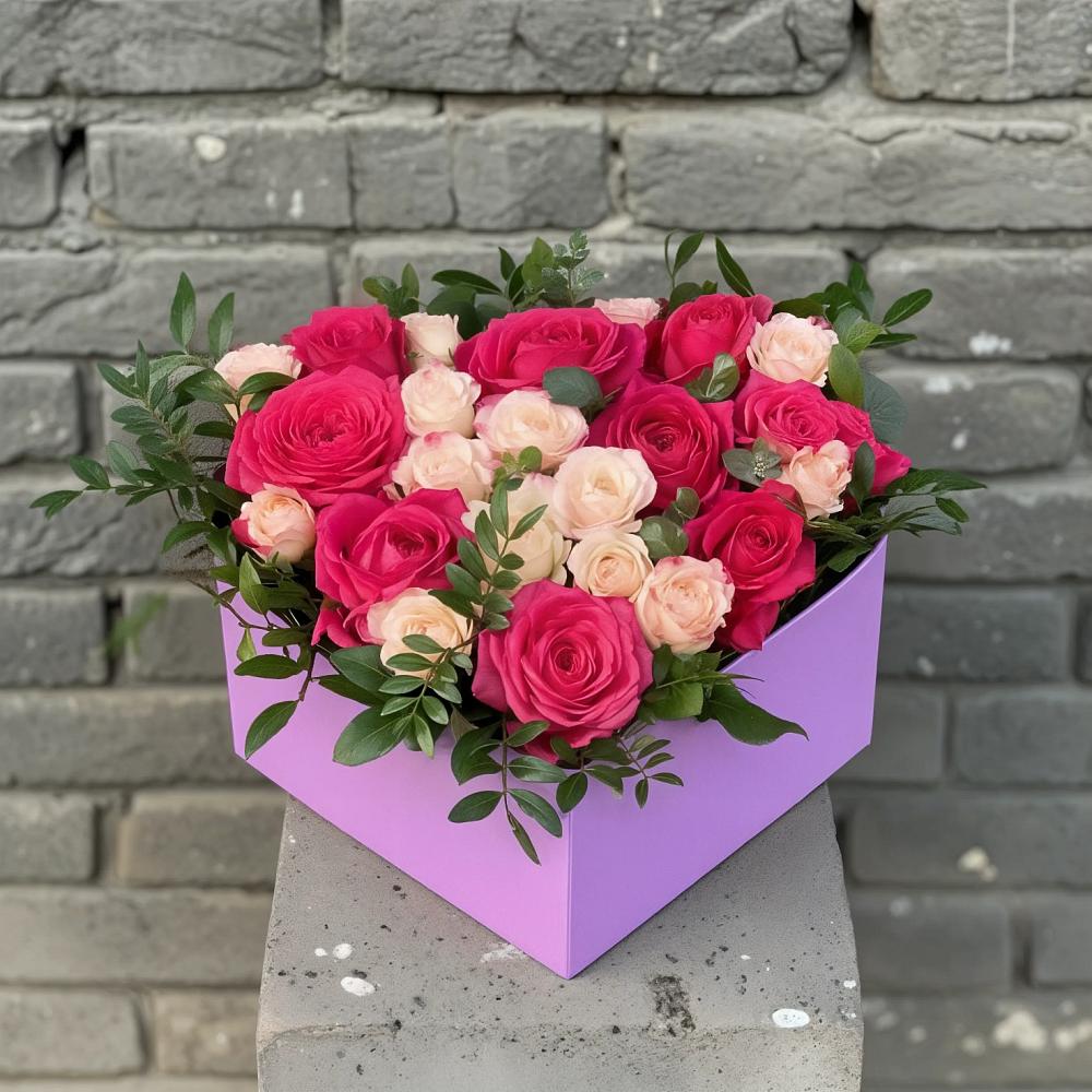 Цветочная композиция из Розы в коробке в Венгерово