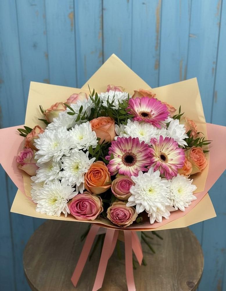 Букет цветов из: Розы, Герберы и Хризантемы в Венгерово
