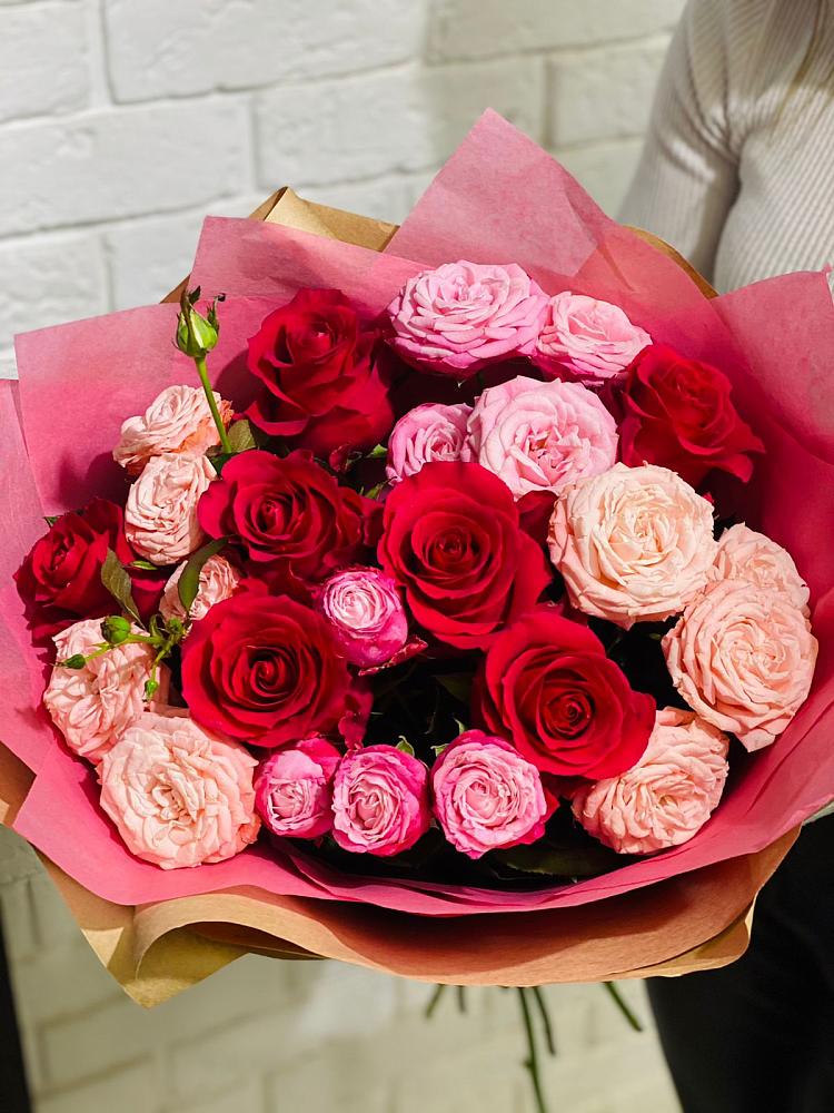 Букет цветов из: Розы в Венгерово