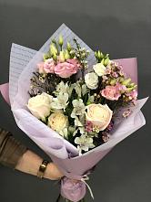 Букет цветов из:  Альстромерии, Розы и Лизиантусы в Венгерово