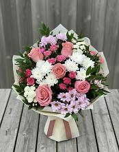 Букет цветов из:  Альстромерии, Гвоздики, Розы и Хризантемы в Венгерово