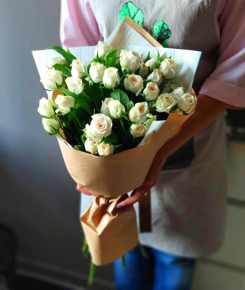 Букет цветов из: Розы в Венгерово