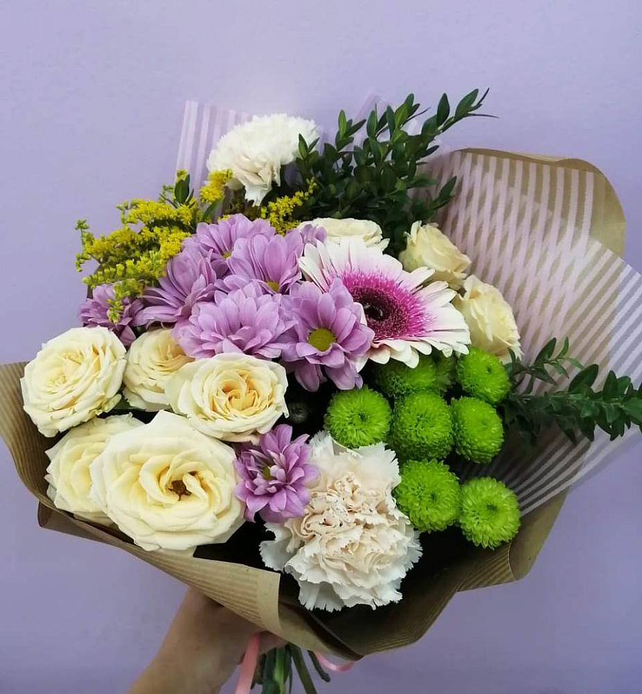 Букет цветов из: Хризантемы, Розы, Гвоздики и Герберы в Венгерово