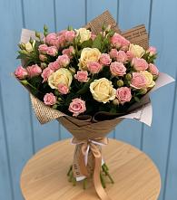 Букет цветов из:  Розы в Венгерово