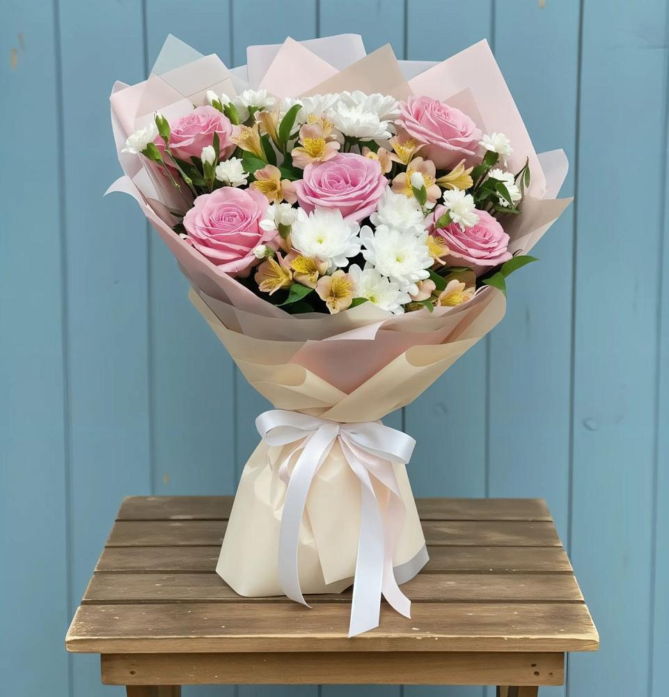 Букет цветов из: Гвоздики, Орхидеи и Розы в Венгерово