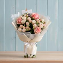Букет цветов из:  Розы в Венгерово