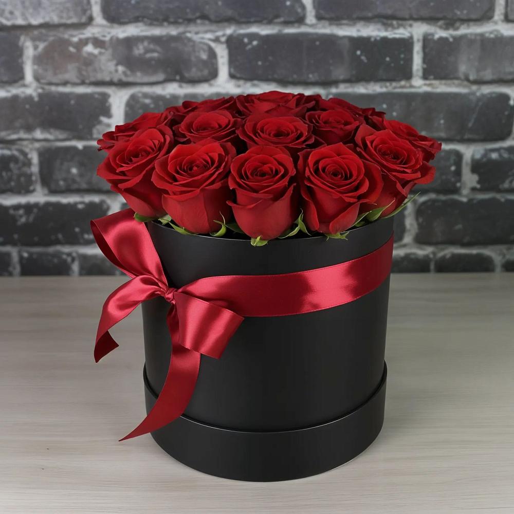 Цветочная композиция из Розы в шляпной коробке в Венгерово