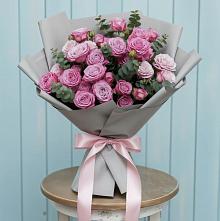 Букет цветов из:  Розы в Венгерово
